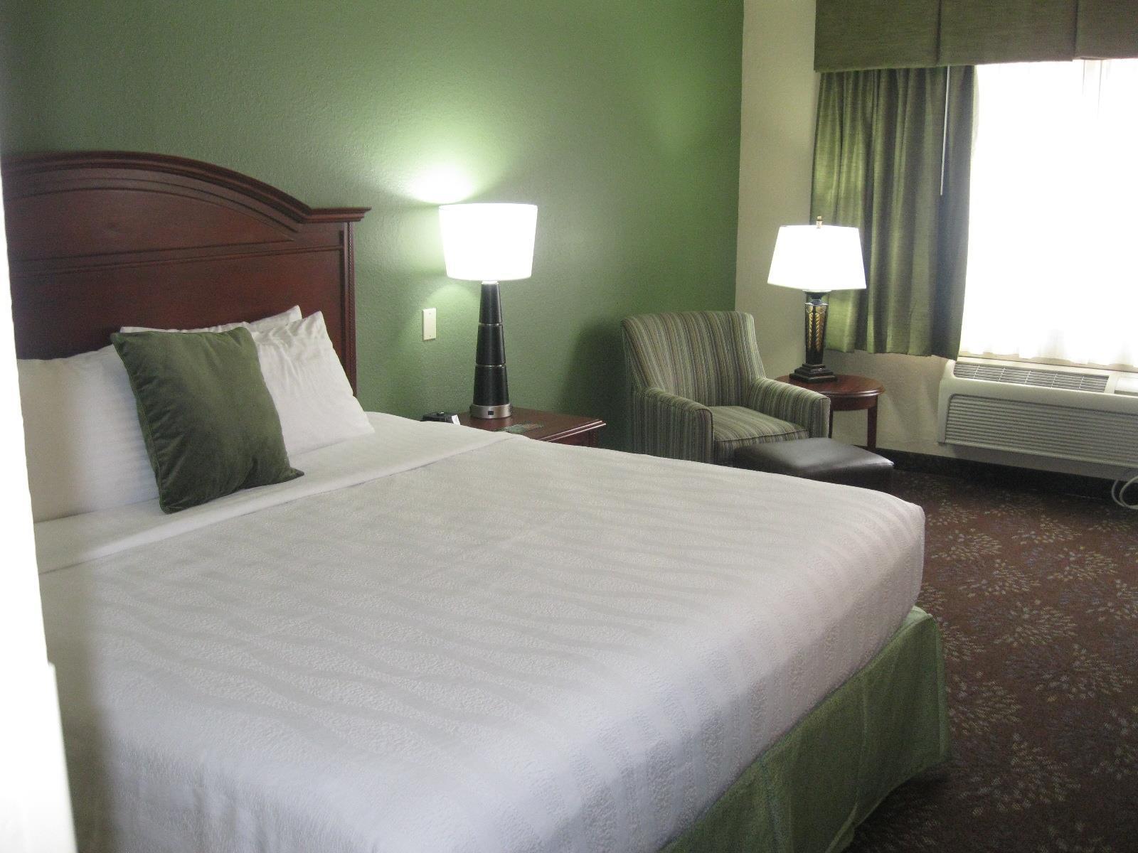 Best Western Plus New Ulm Екстериор снимка