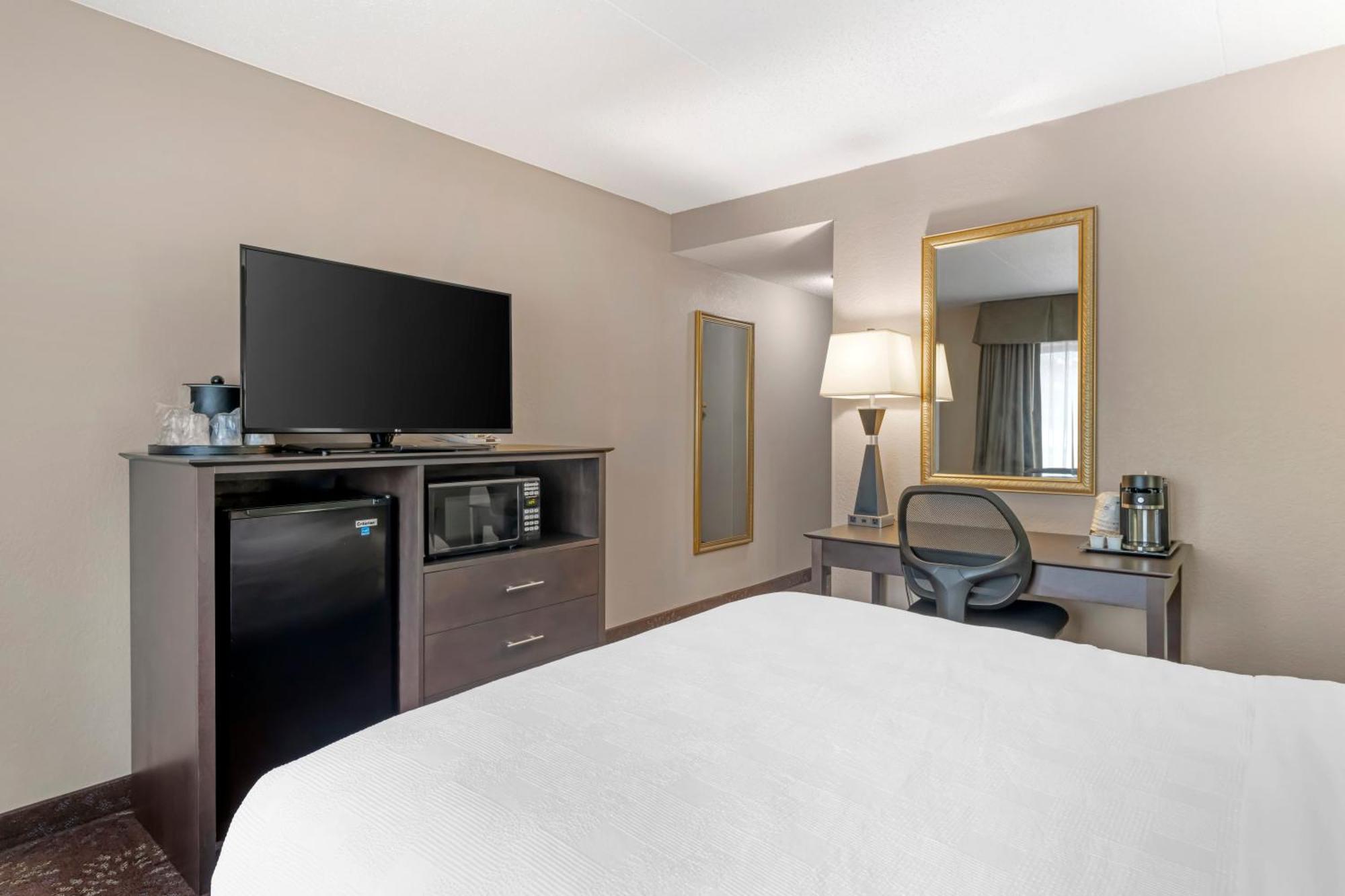 Best Western Plus New Ulm Екстериор снимка