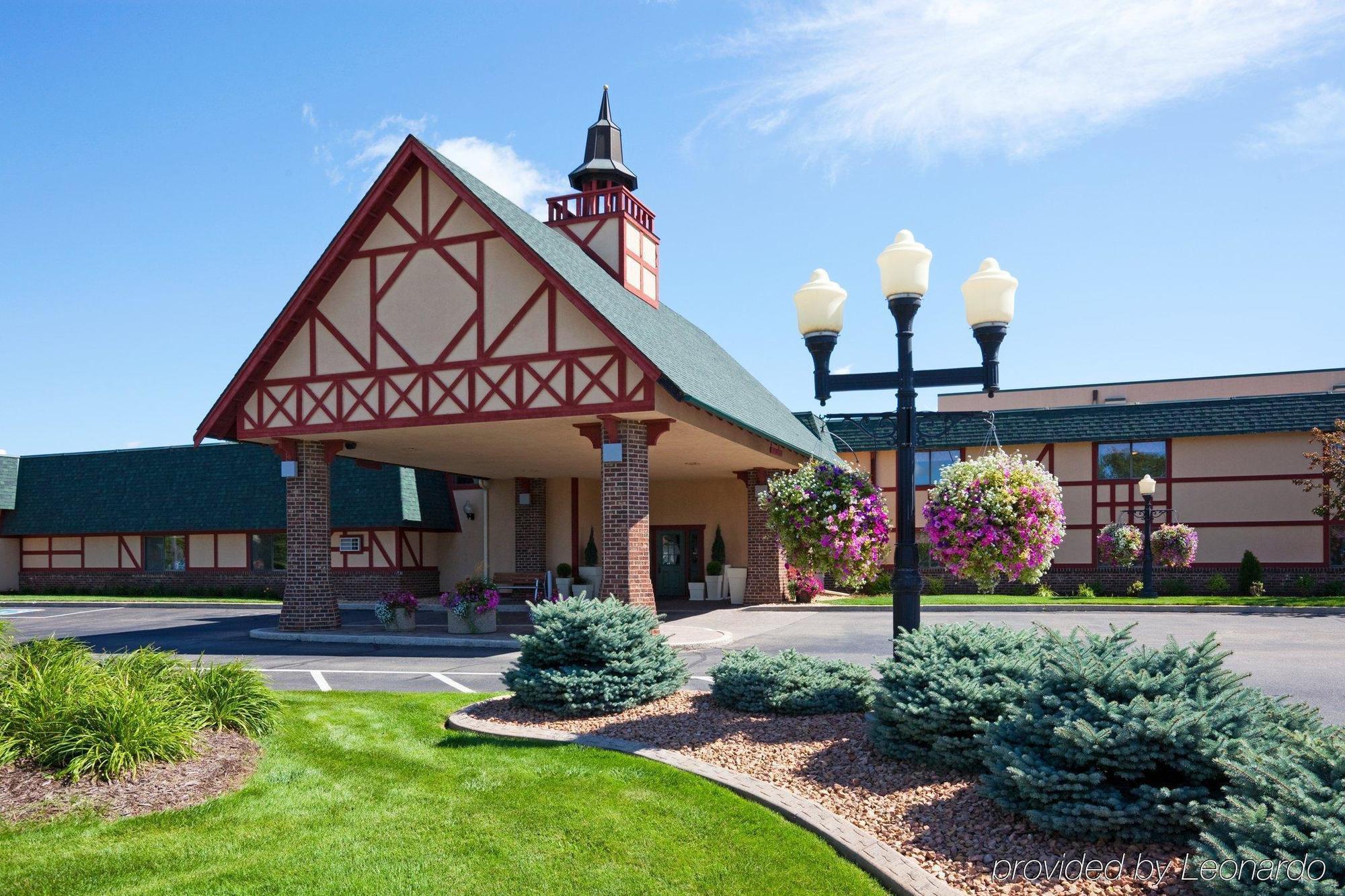 Best Western Plus New Ulm Екстериор снимка