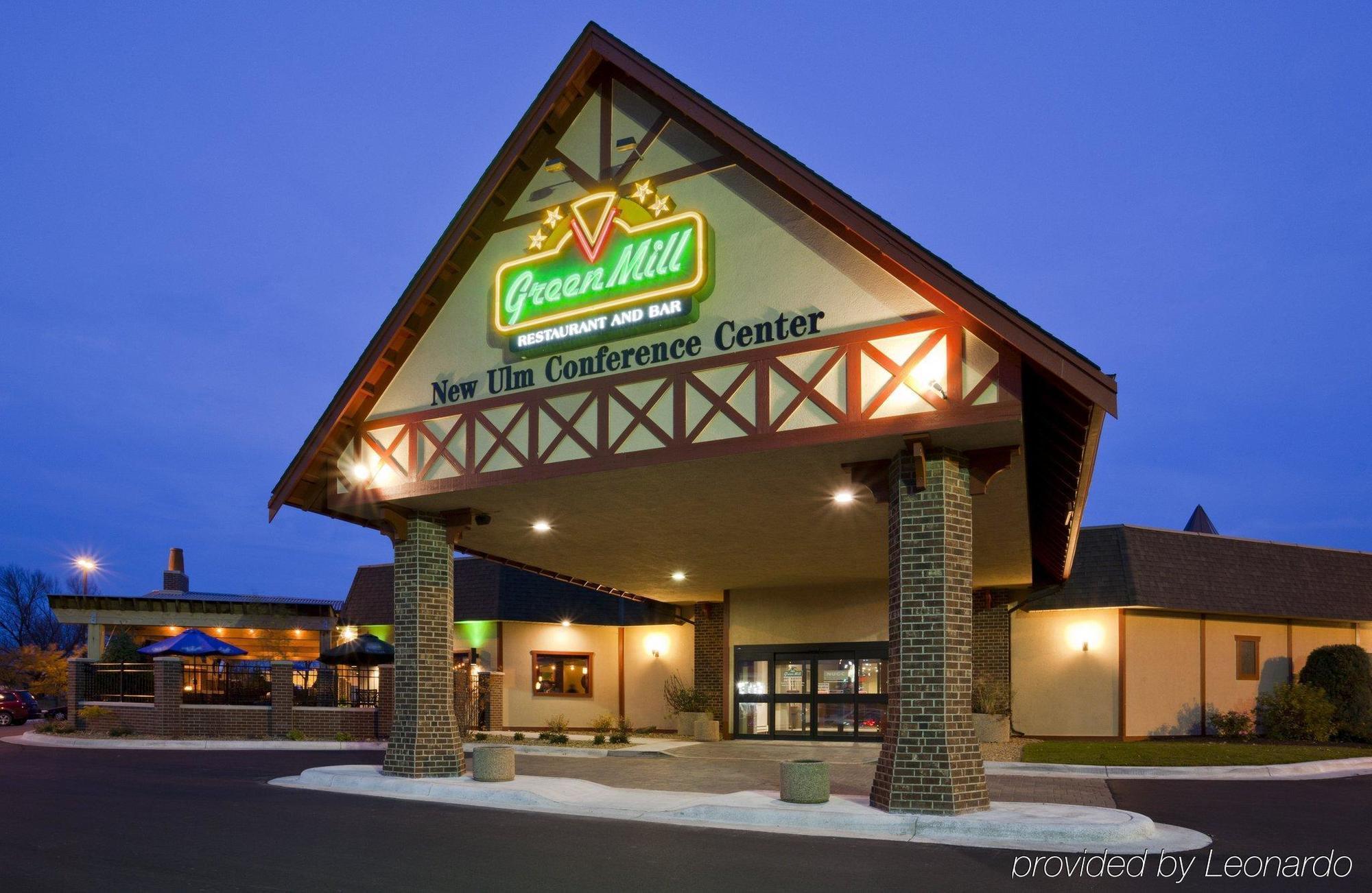 Best Western Plus New Ulm Екстериор снимка