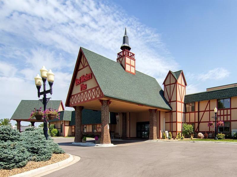 Best Western Plus New Ulm Екстериор снимка
