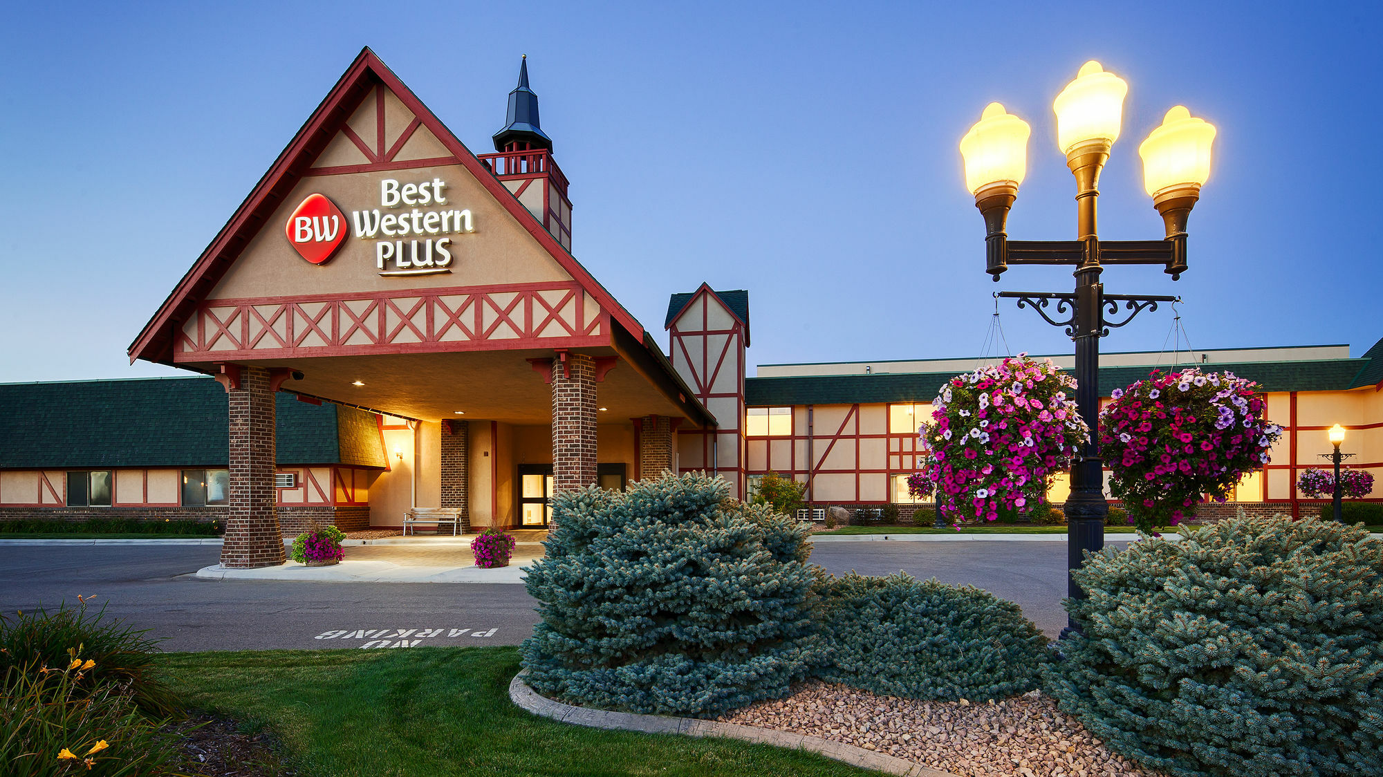 Best Western Plus New Ulm Екстериор снимка